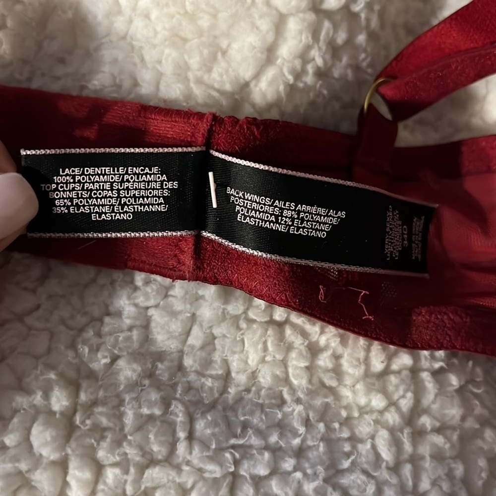 VICTORIA’S Secret bra - Picture 4 of 6